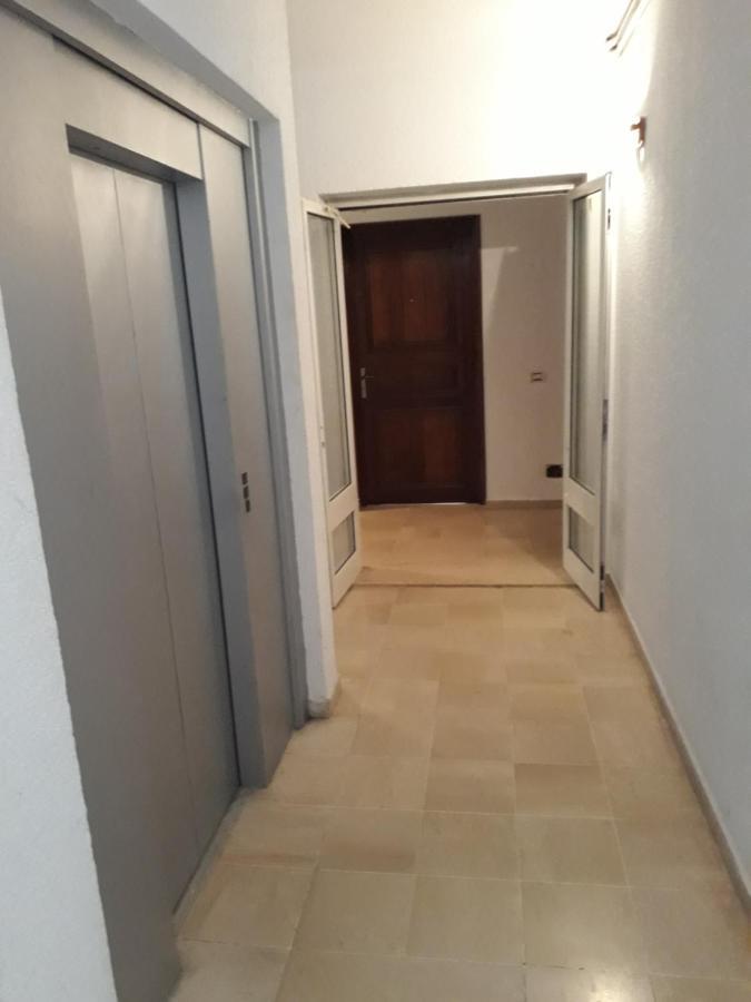 Joli Studio, 17 Avenue Hedi Nouira Ennasr 2, Ariana, Tunis Экстерьер фото