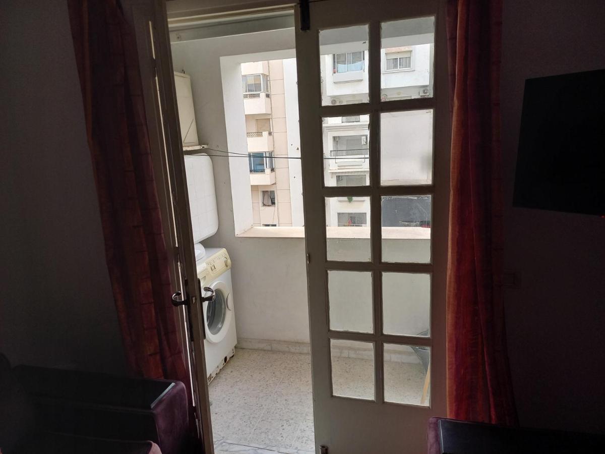 Joli Studio, 17 Avenue Hedi Nouira Ennasr 2, Ariana, Tunis Экстерьер фото